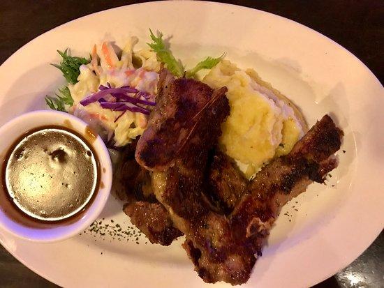 The Aeroport Wine & Dine